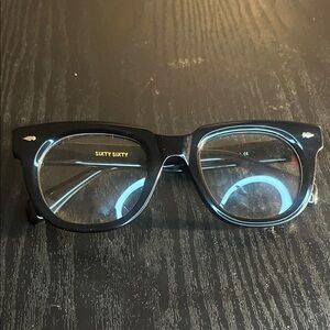 Black Women’s Fashion Glasses